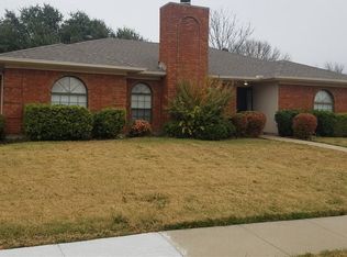 833 Ledgemont Dr, Plano, TX 75025