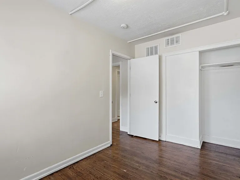 Ladywood Apartments — Photo 26