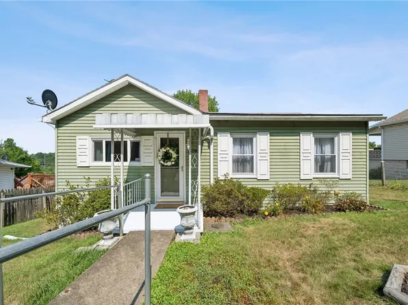 133 High St, Lemont Furnace, PA 15456