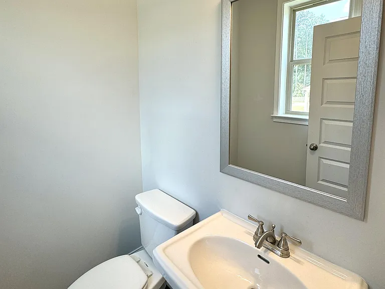 588 Amarante Cir — Photo 11