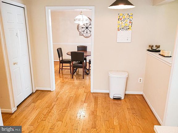 4th image of 12562 Mary Powell Ln