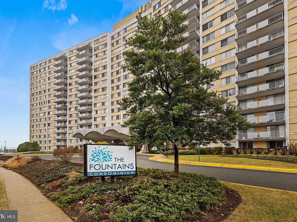 301 N Beauregard St #604