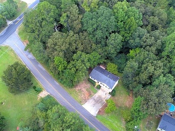 5th image of 8748 Jenkins Rd