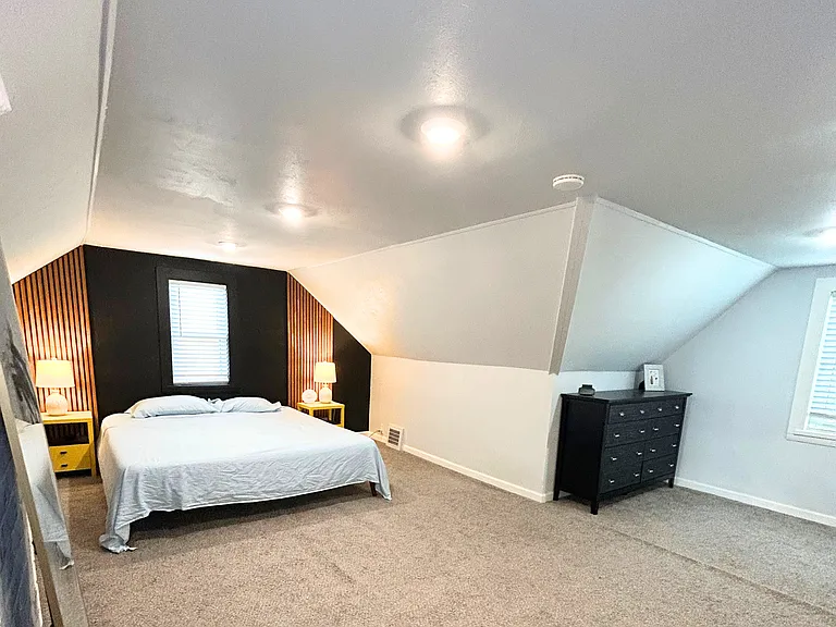 5934 Deering Ave — Photo 24