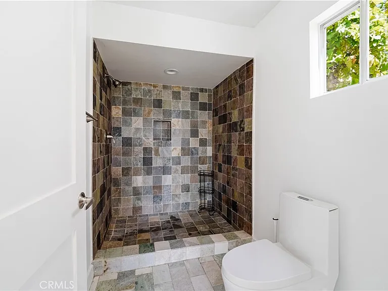 5035 Escobedo Dr — Photo 28