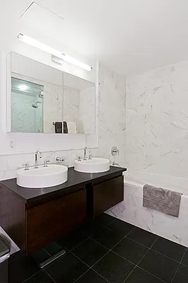 Sold by Park River | media 21