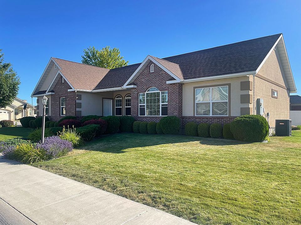 1555 Gooding, ID 83330 Zillow