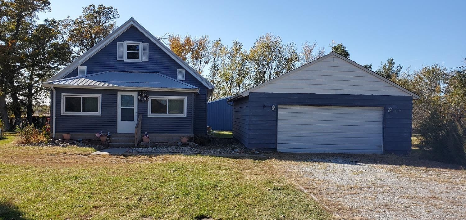 4228 N 400 E, Wheatfield, IN 46392 Zillow