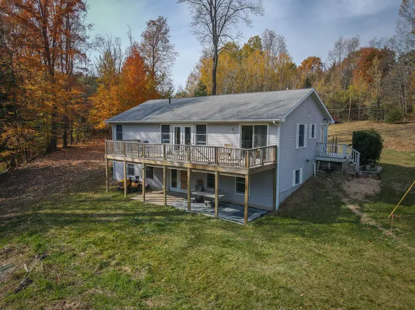 2833 N Victory Corner Rd, Ludington, MI 49431