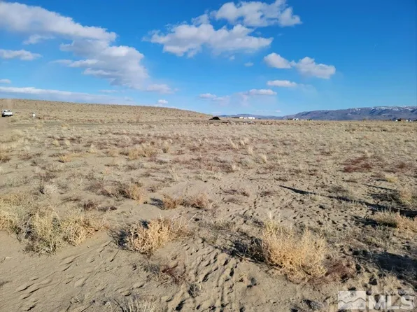 1785 E 3rd St, Silver Springs, NV 89429