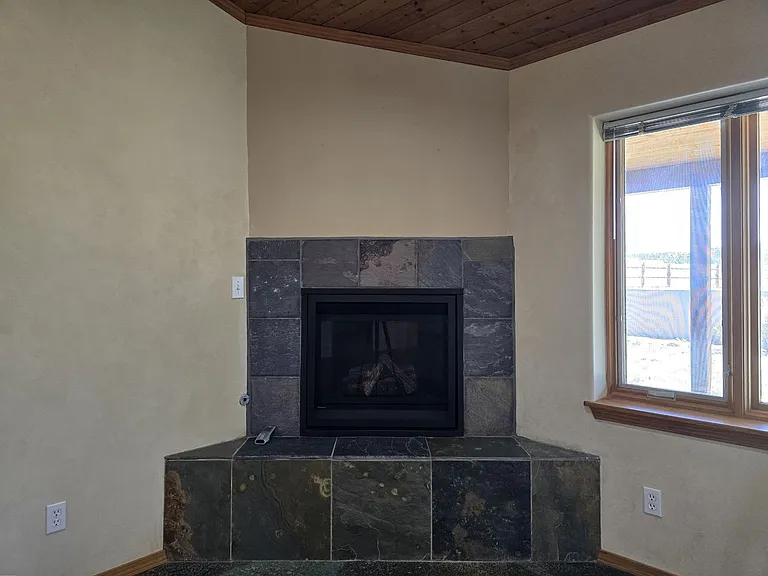 4 Alma Ct — Photo 10