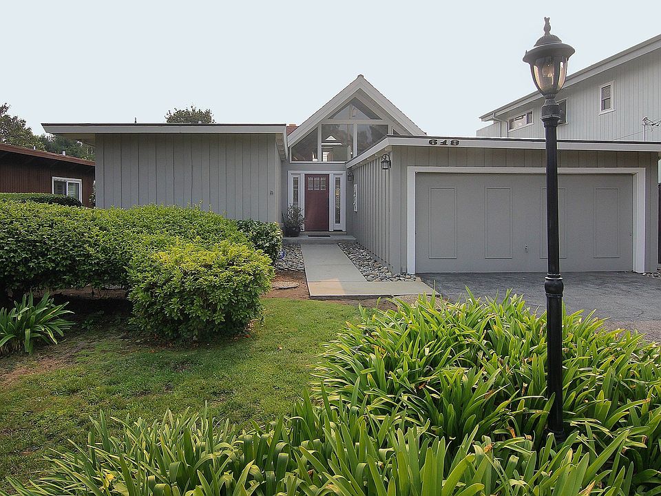 1st image of 618 Townsend Dr