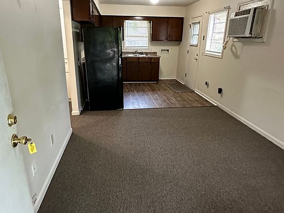 2nd image of 1402-1404 16th St #1402