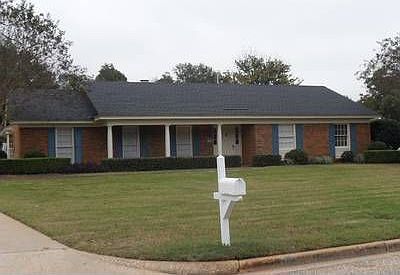 1st image of 204 Choctaw Dr