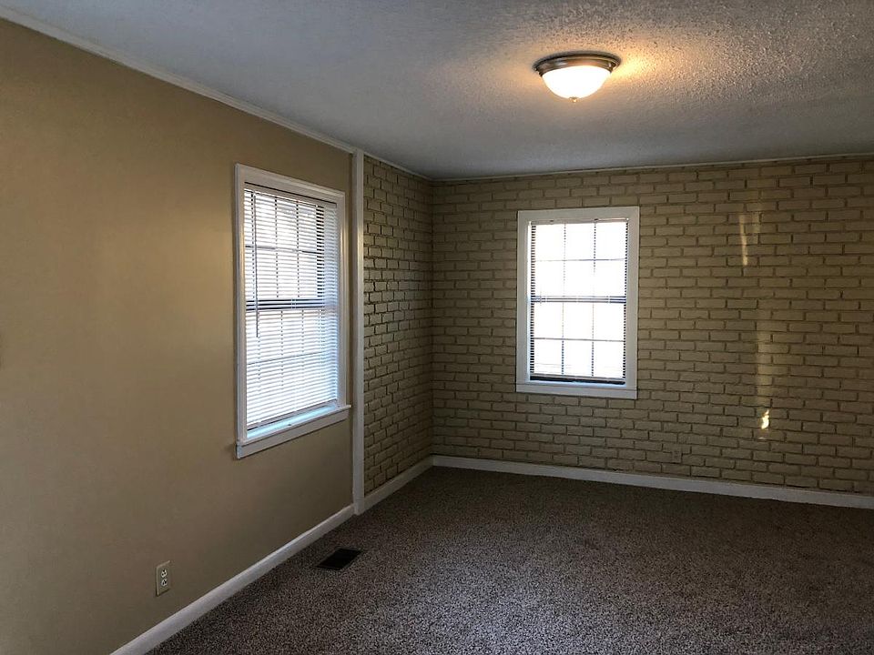 2nd image of 4045 Dunn Ave