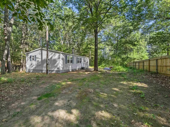 12 Woodlawn Lane, Hinsdale, NH 03451