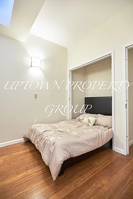 Rented by Uptown Property Group | media 21