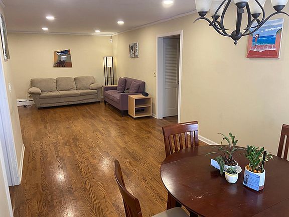3rd image of 2040 Sherman Ave APT 1C