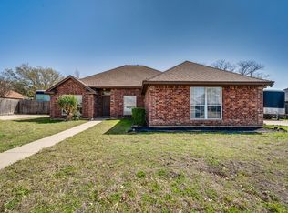 105 Parks Branch Rd, Red Oak, TX 75154