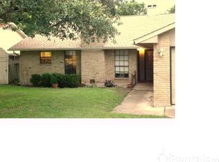 11905 Oak Knoll Dr #B, Austin, TX 78759