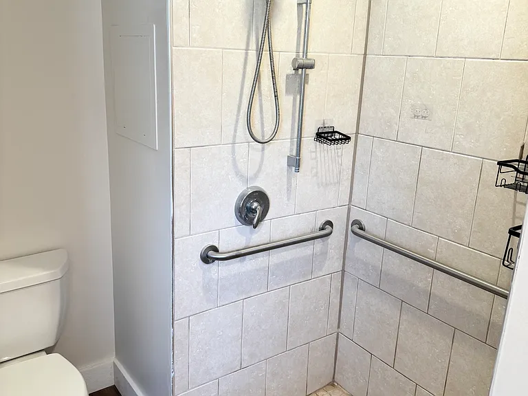 90 Pleasant St #1 — Photo 19