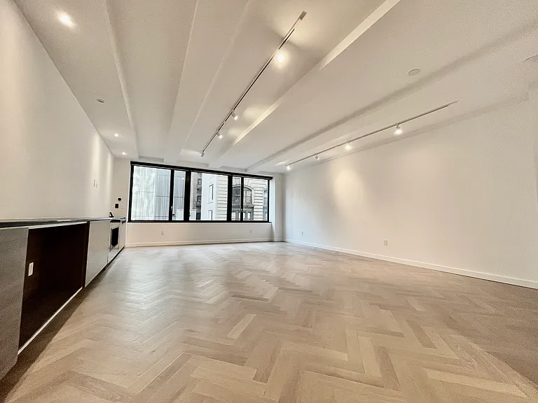 15 E 31st St #3 — Photo 7
