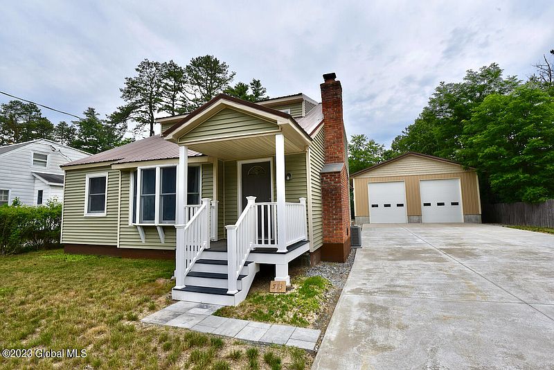 4th image of 513 Leahy Lane
