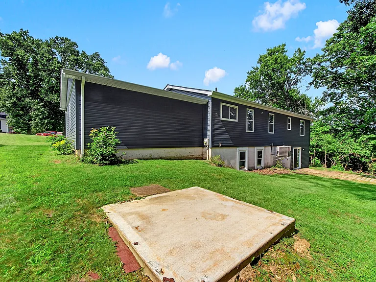 4105 Amy Ct — Photo 31