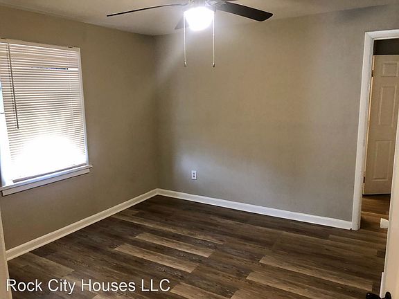 5th image of 1716 West Cir #A