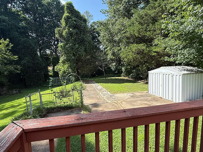 4101 Springlake Cir — Photo 30