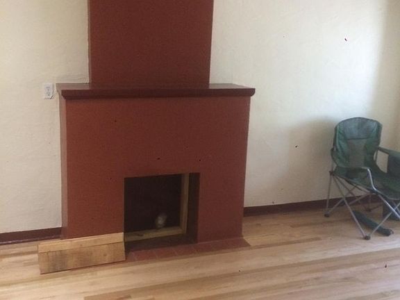 4th image of 218 Bryn Mawr Dr SE