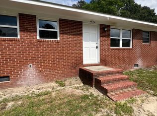 4948 Galveston Dr, Fayetteville, NC 28303