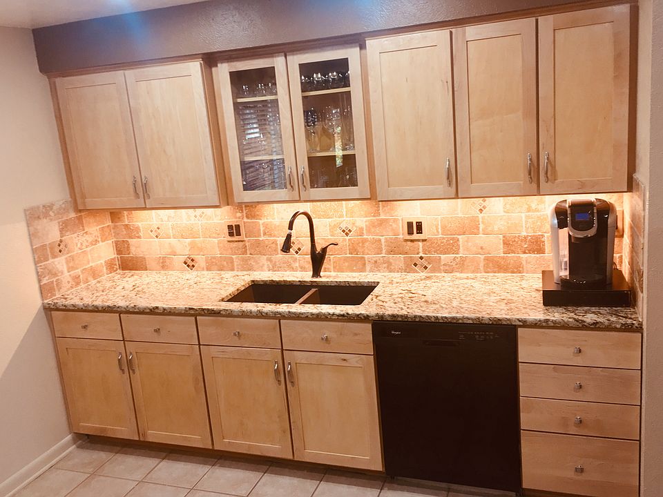2nd image of 10667 Tabor Ct