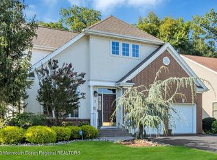 3 Yates Rd, Manalapan, NJ 07726