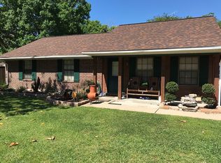 303 Calypso Ln, Lafayette, LA 70508