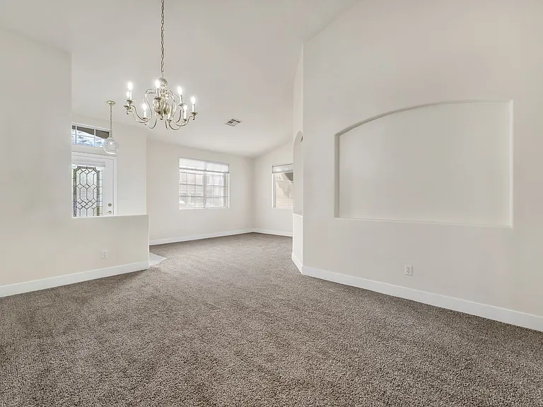 1299 Echo Creek St — Photo 5