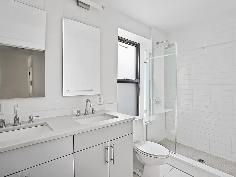 556 W 126th St #21 — Photo 9
