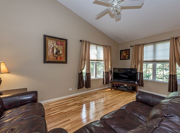 2nd image of 1029 Ellsworth Dr