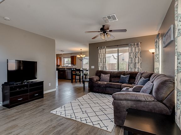 4th image of 40911 W Hayden Dr