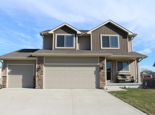 218 6th St NW, Bondurant, IA 50035