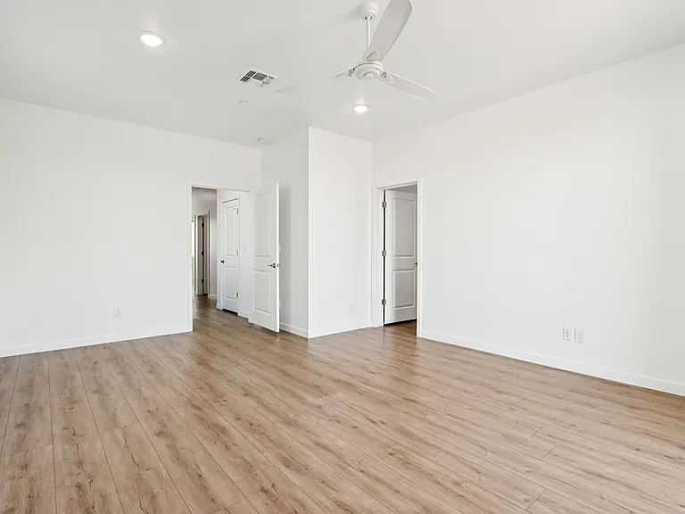 St. Moritz Townhomes — Photo 16