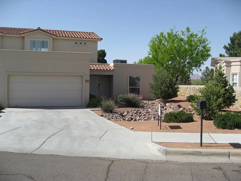 2353 Saturn Cir #B