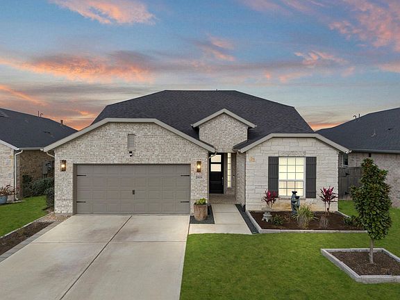 2nd image of 29154 Rustic Orchard Ln