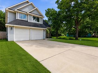 731 E Brown St, Cleburne, TX 76031