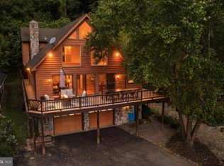 141 Mason Dr, Harpers Ferry, WV 25425