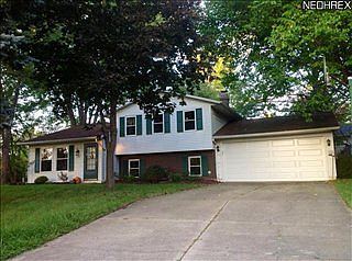 1st image of 206 Oakwood Ln