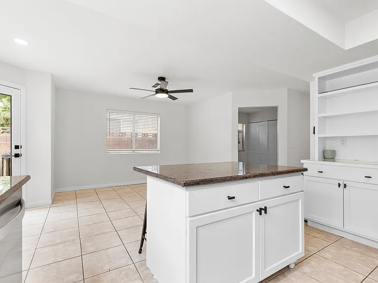 8337 Tide Pool Dr — Photo 11