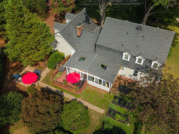 3rd image of 7028 Rainwater Rd