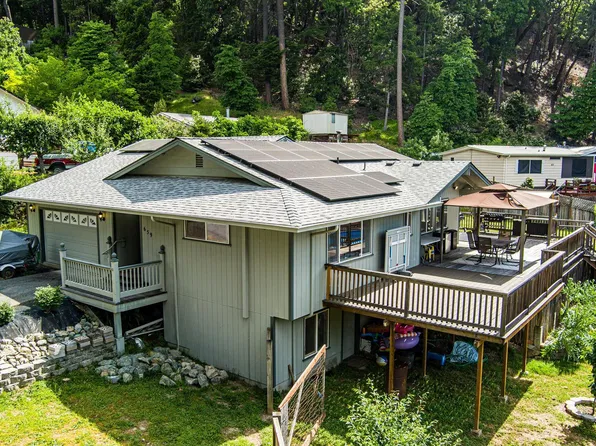 659 Forest View Dr, Willow Creek, CA 95573