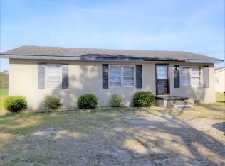 3724 Pelletier Town Rd, La Grange, NC 28551